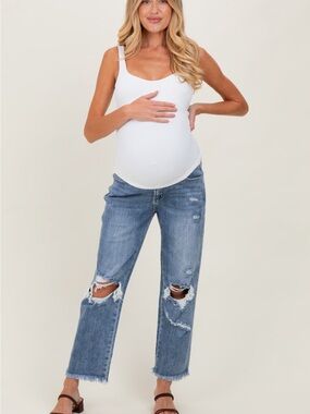 PinkBlush Maternity Jeans
Ripped Knee Fringe
Straight leg, ankle cut